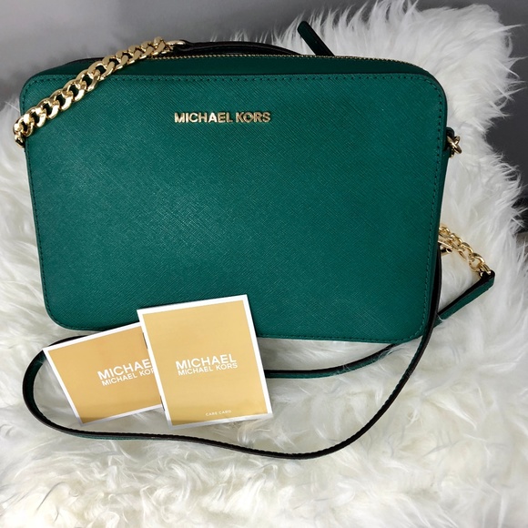 Michael Kors Handbags - NWT MICHAEL KORS JET SET TRAVEL  CROSS-BODY BAG
